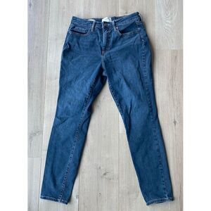 Universal Thread Women's High Rise Skinny Jeans Dark Wash - 8 / 29R
